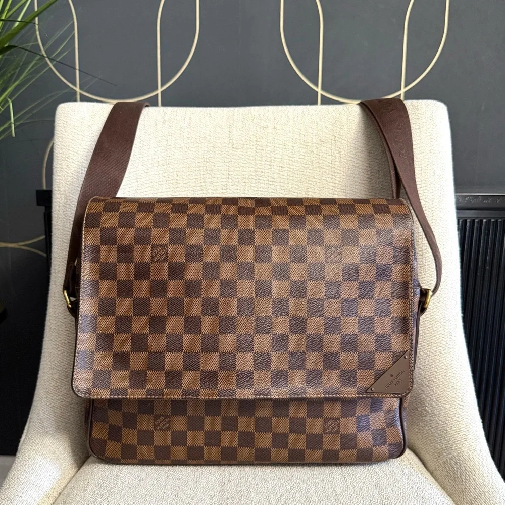 Authentic Louis Vuitton Ebene Shelton MM Damier unisex messanger bag brown - Picture 2 of 16